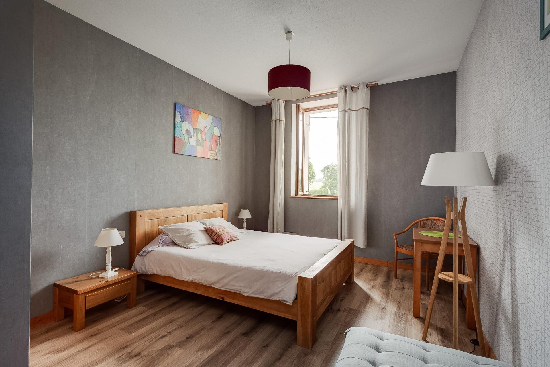 Photo 10 of the listing.