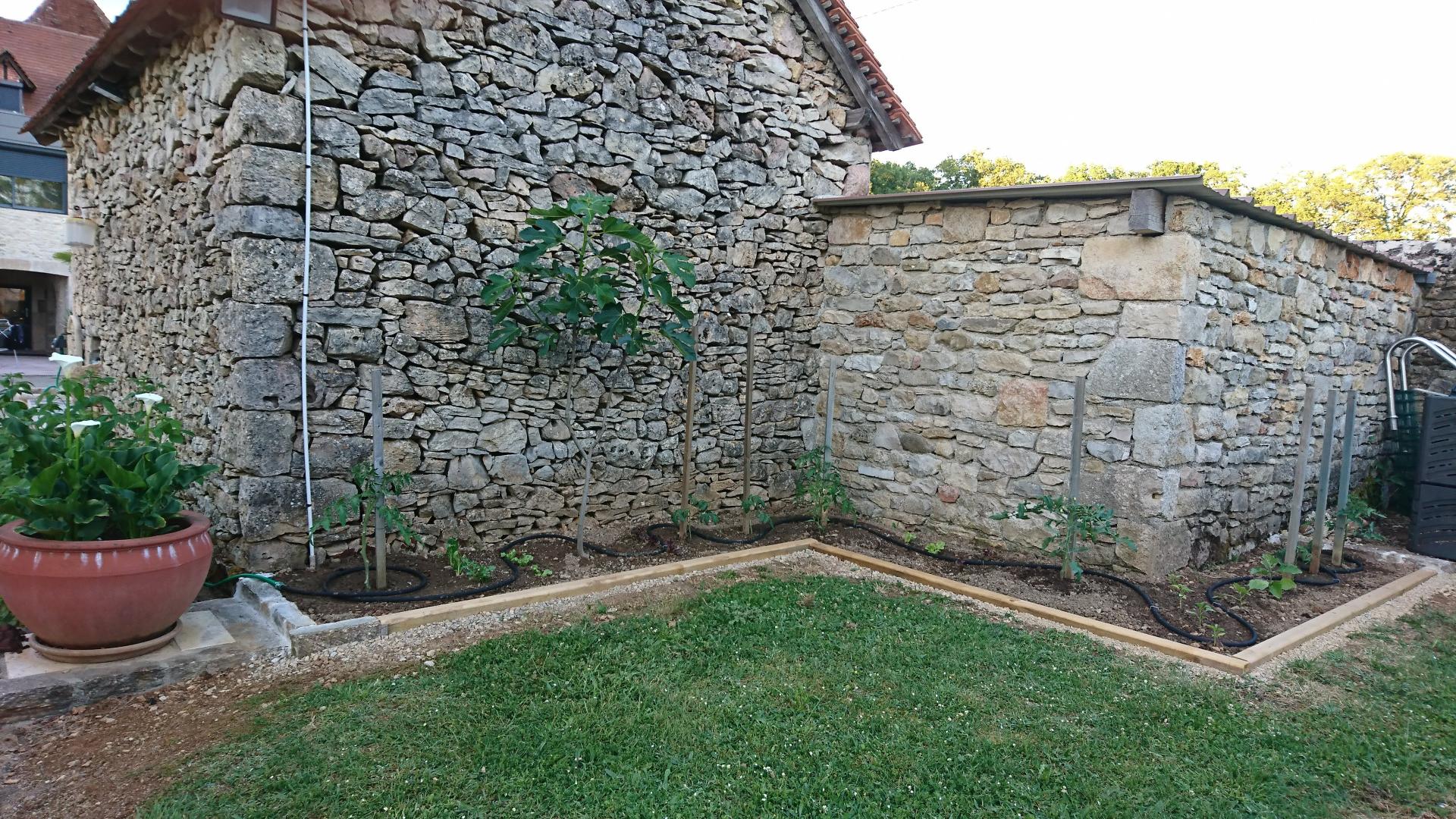 Photo 10 of the listing.