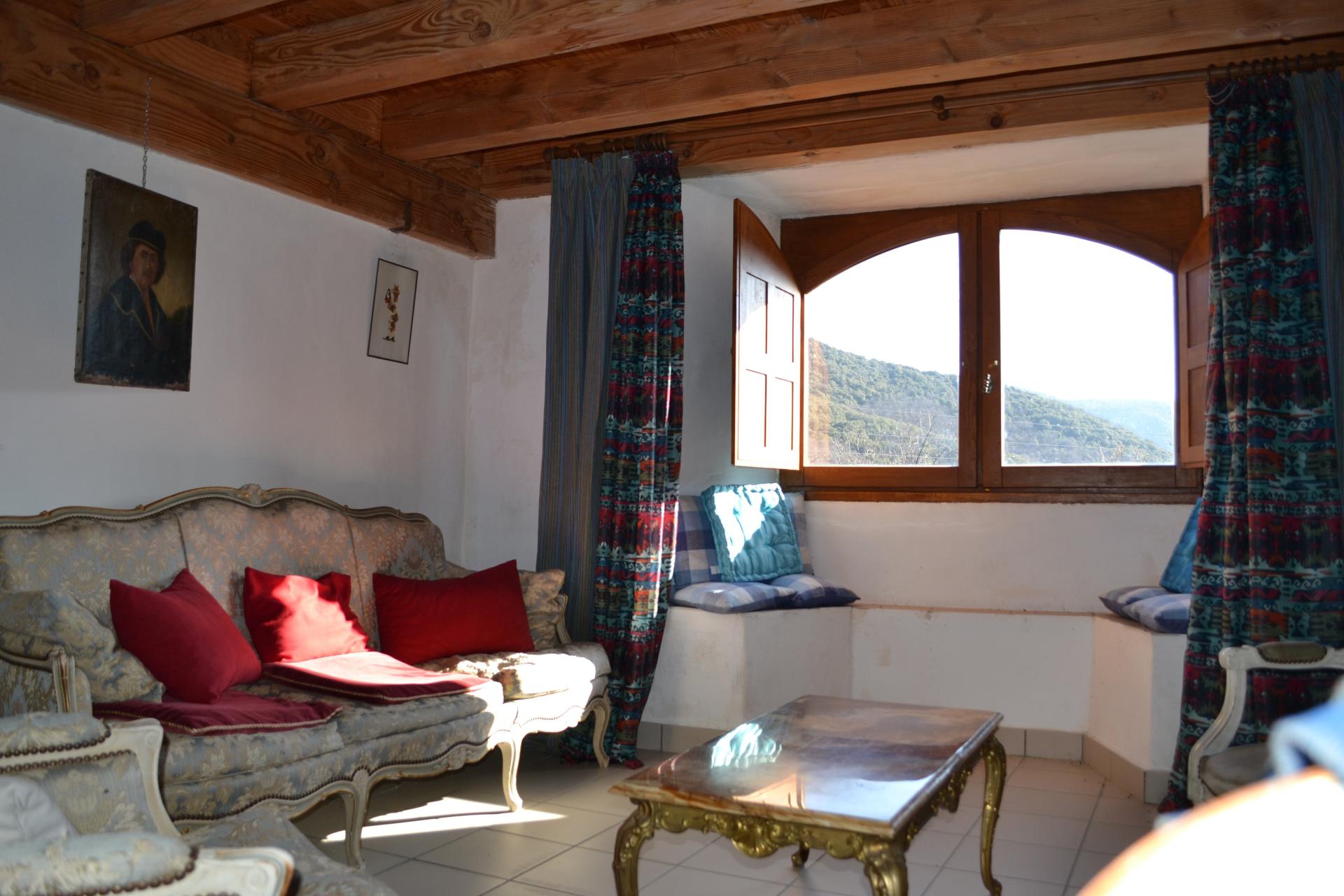 Photo 11 of the listing.