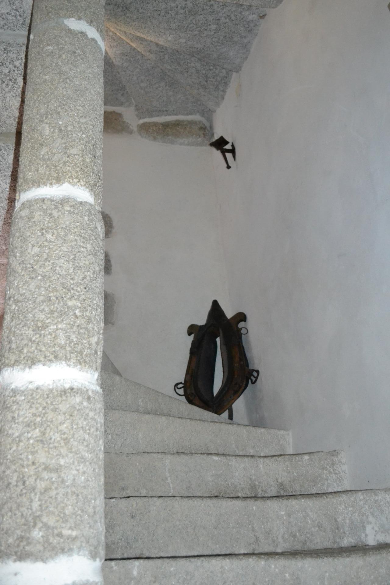 Photo 8 of the listing.