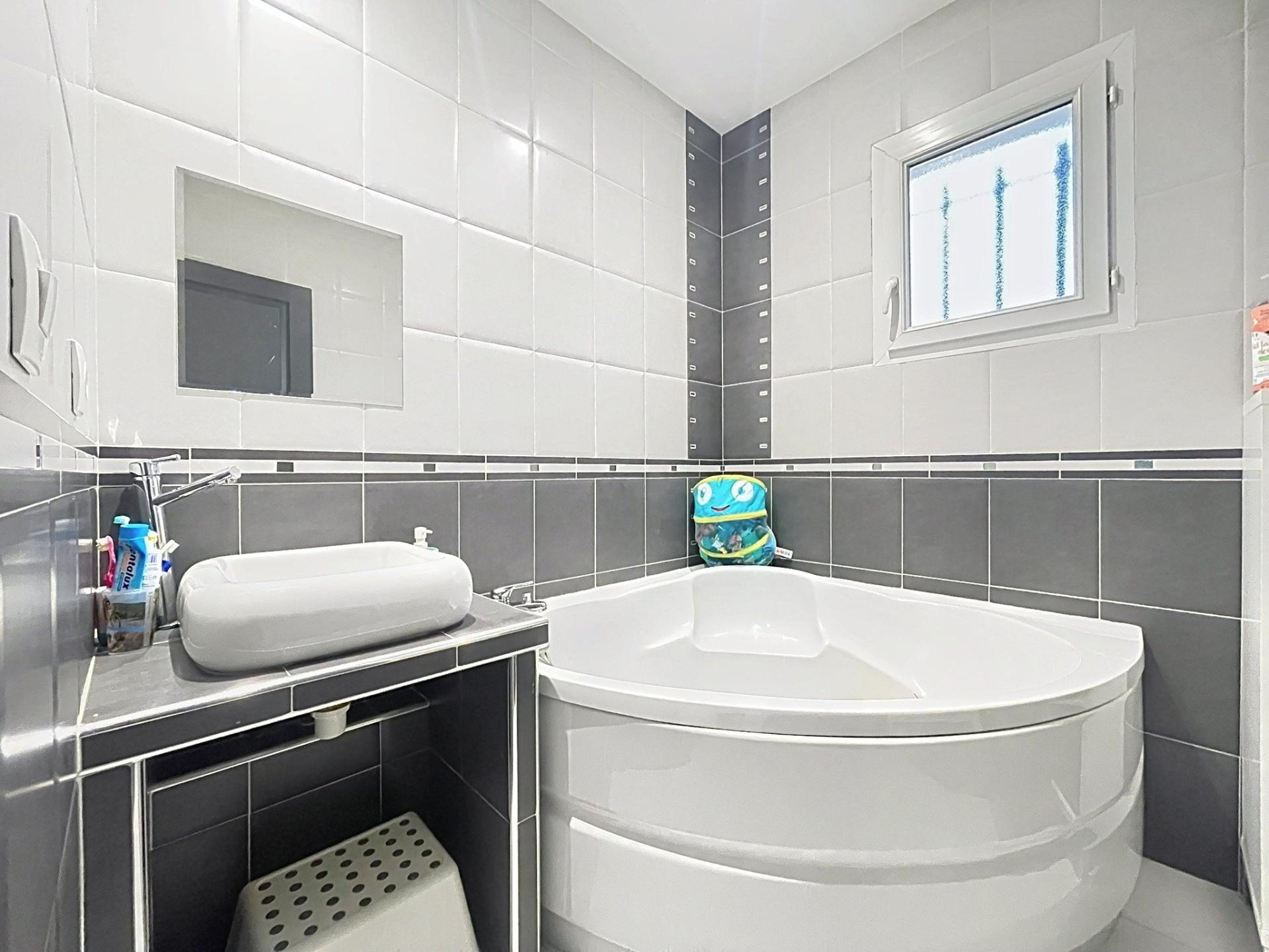 Photo 3 de l'annonce.