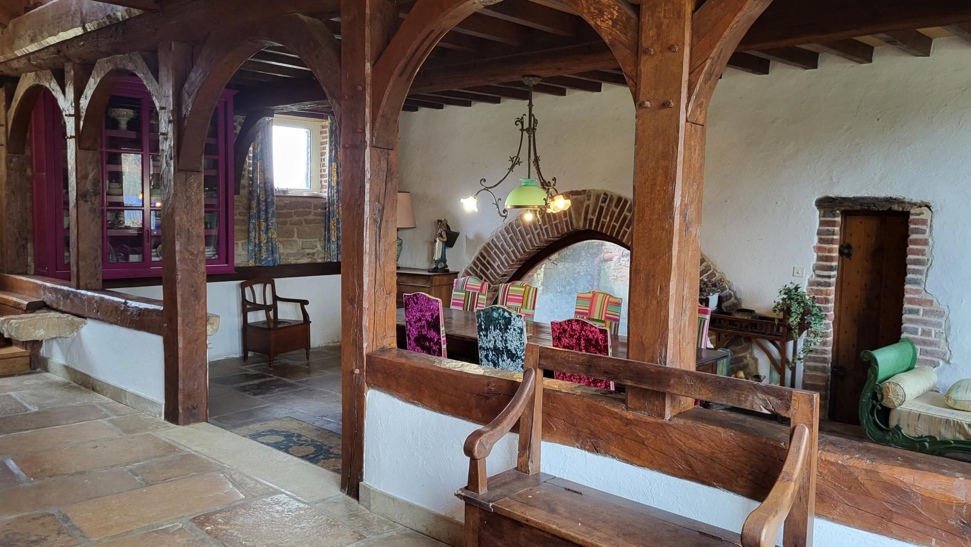 Photo 13 of the listing.