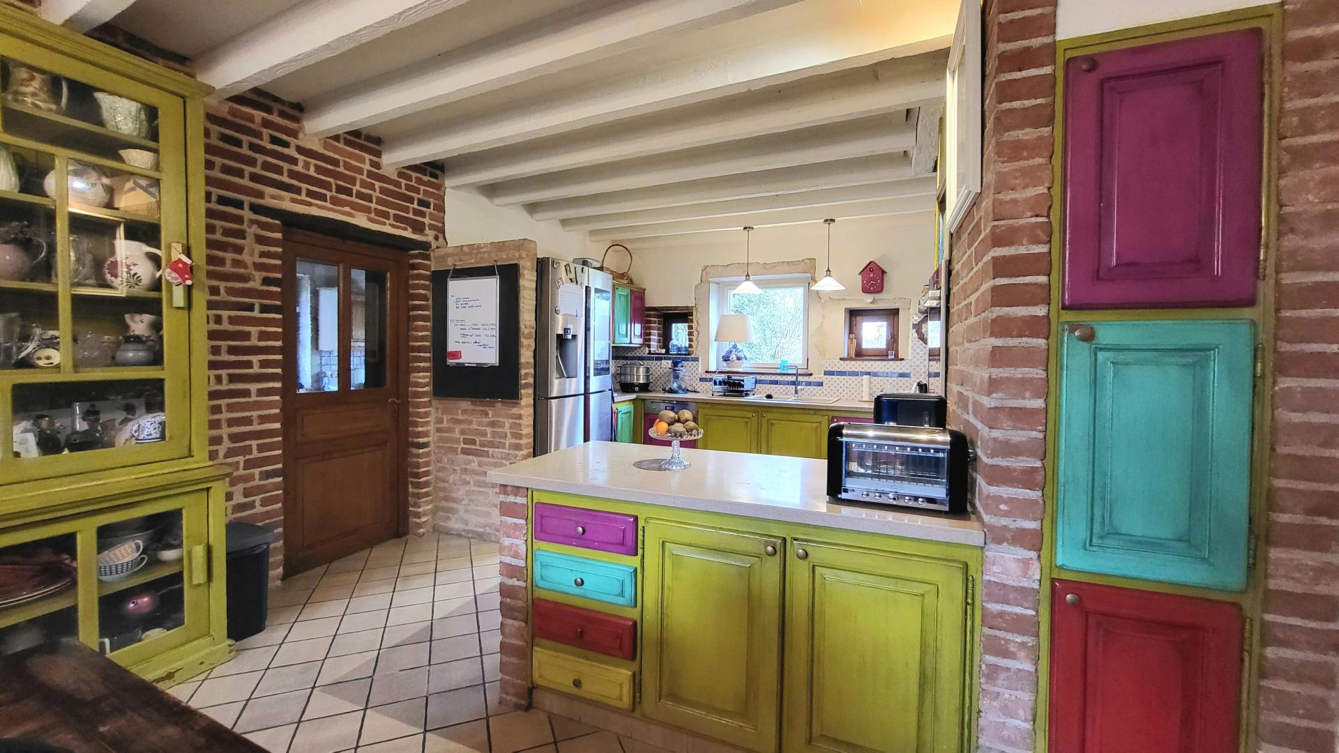 Photo 14 of the listing.