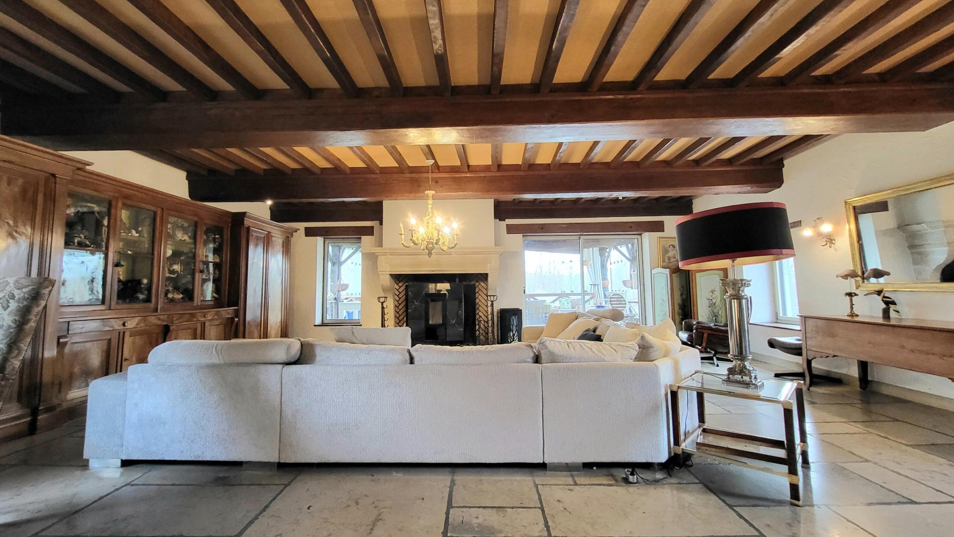 Photo 8 of the listing.