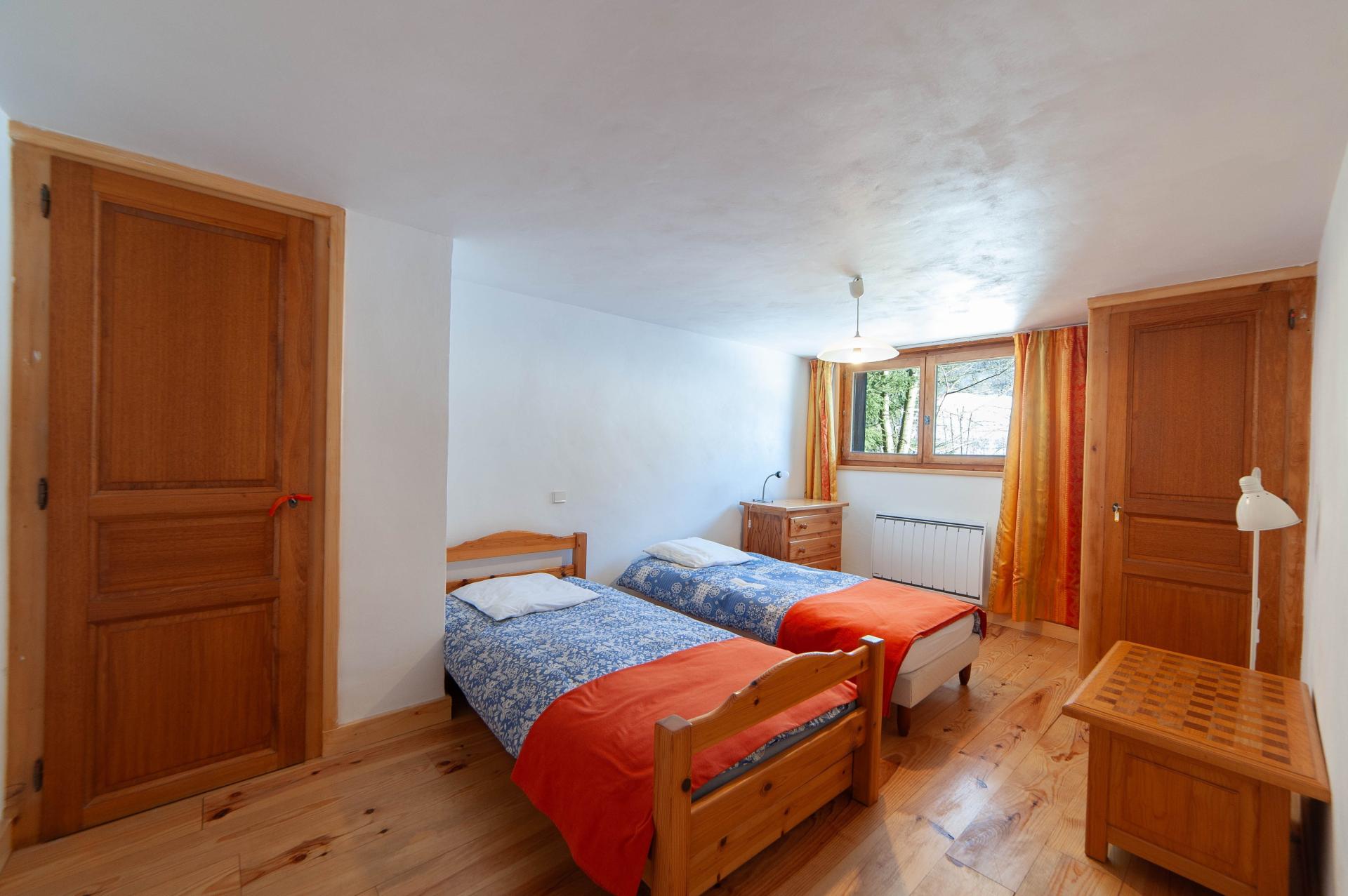 Photo 15 of the listing.