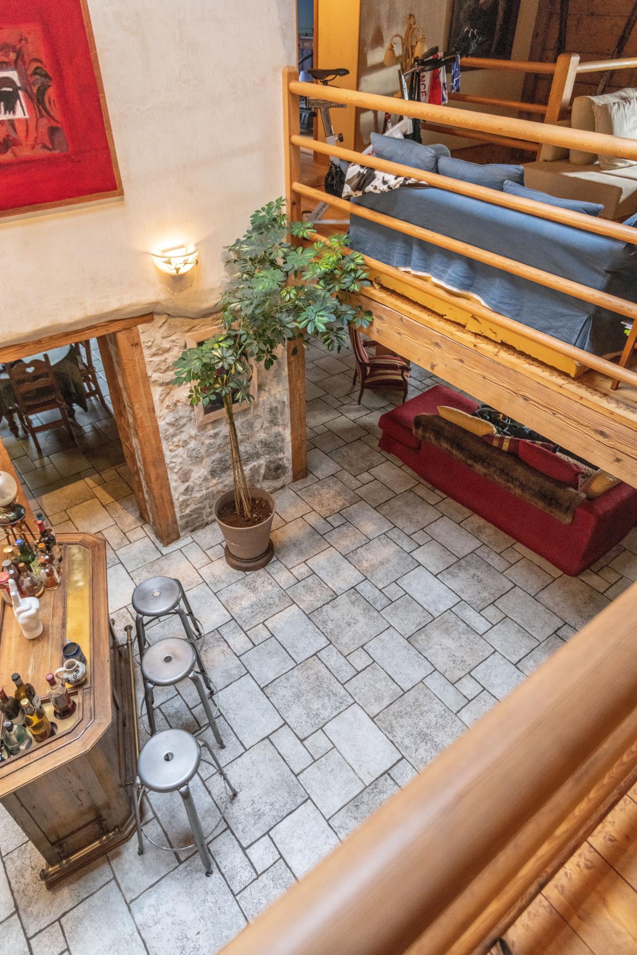 Photo 12 of the listing.