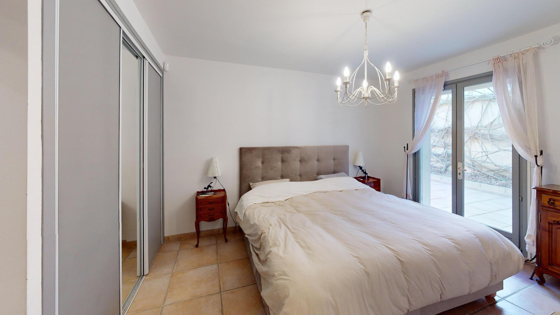 Photo 9 of the listing.