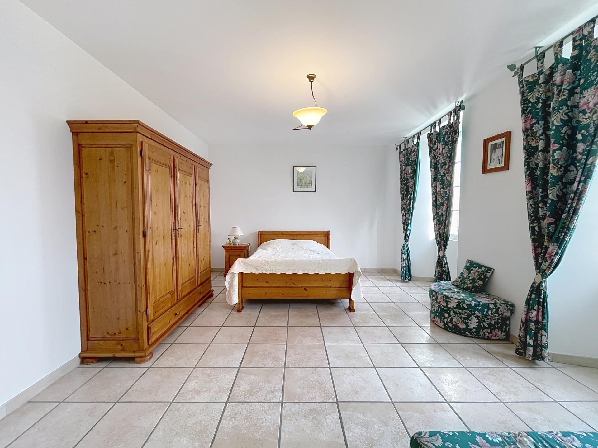 Photo 12 of the listing.