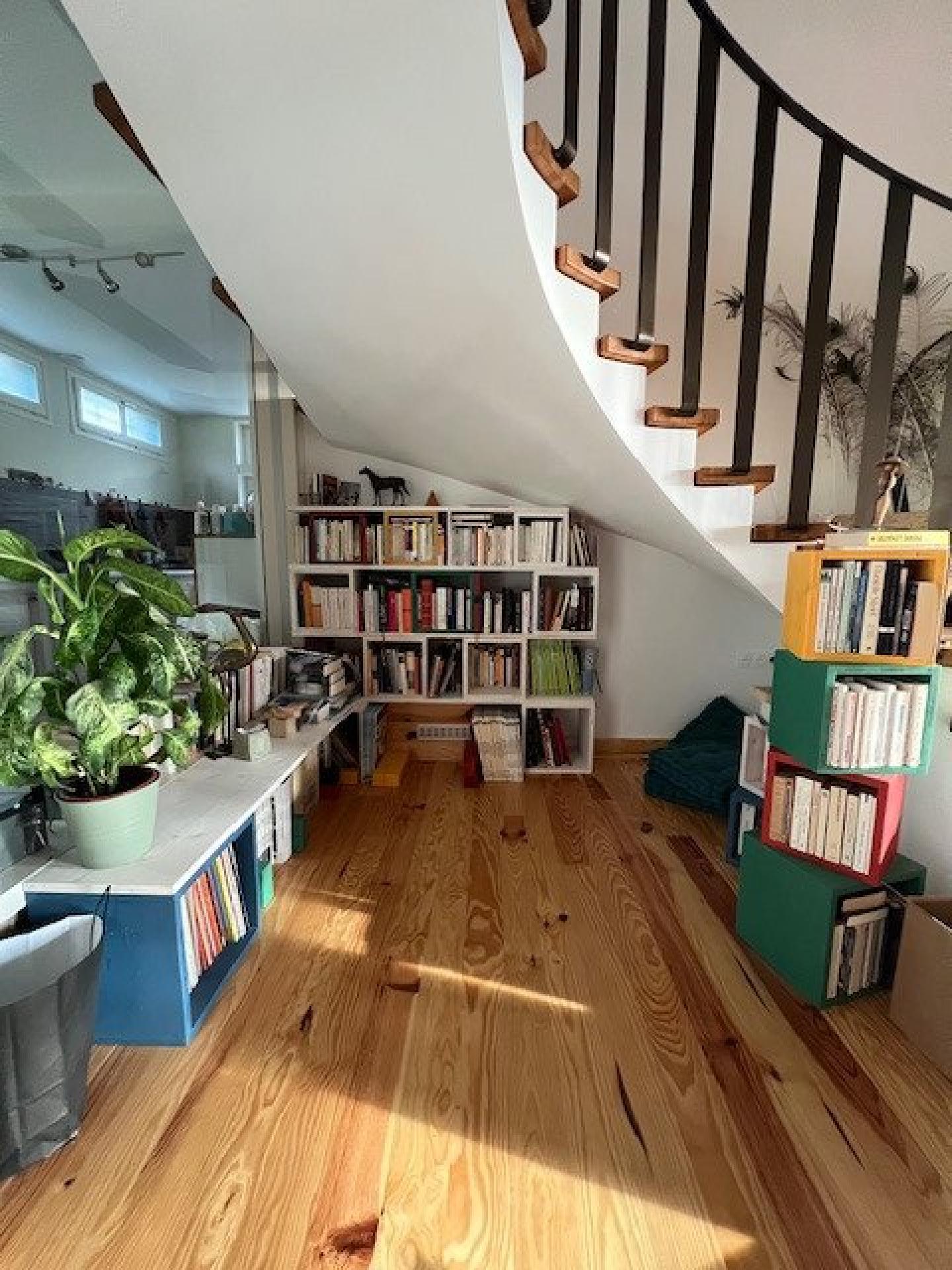 Photo 8 of the listing.