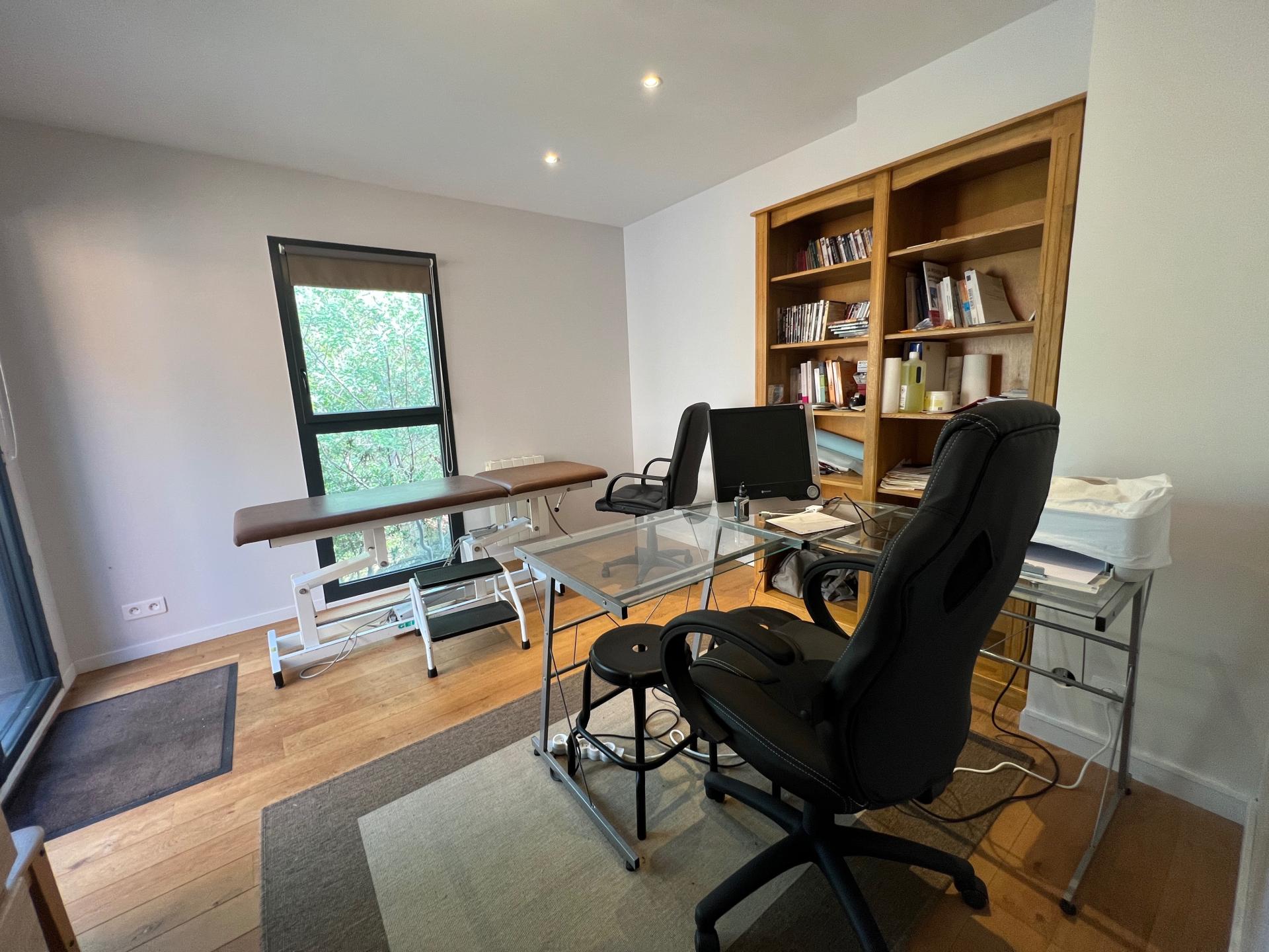 Photo 15 de l'annonce.