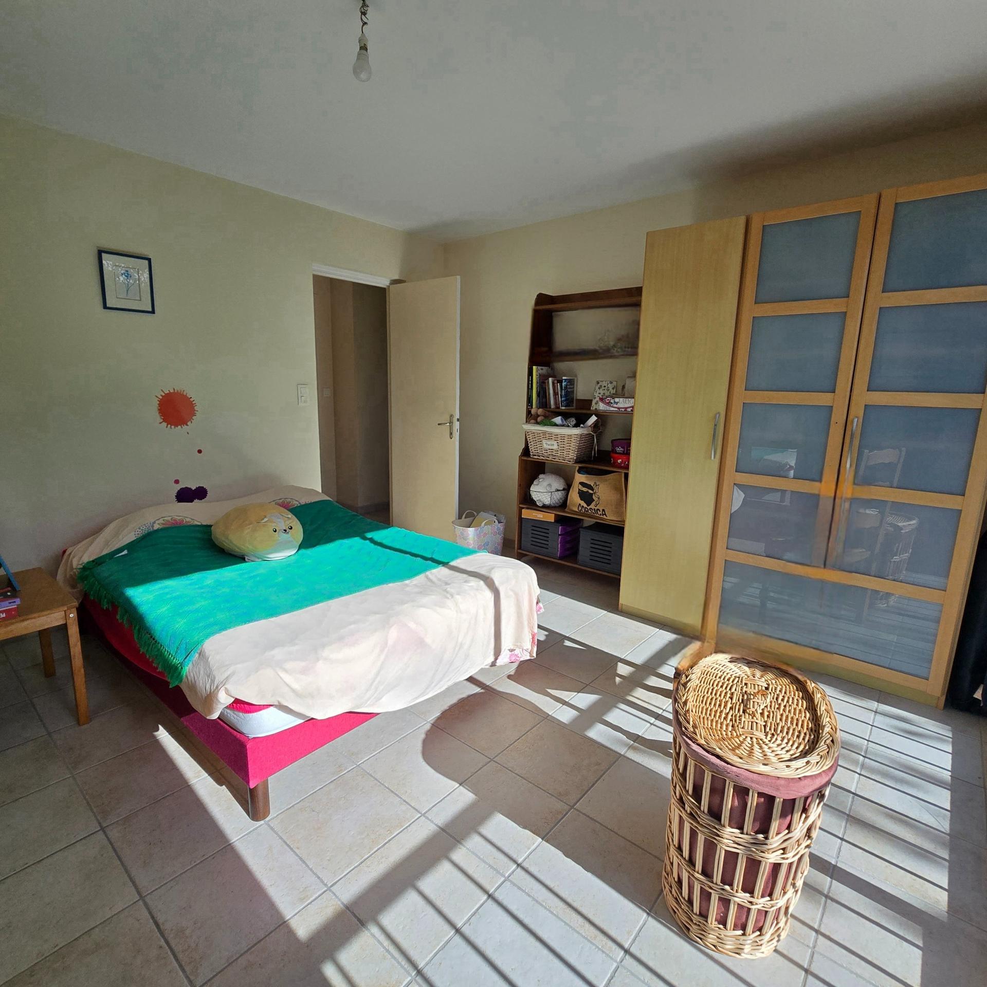 Photo 8 of the listing.