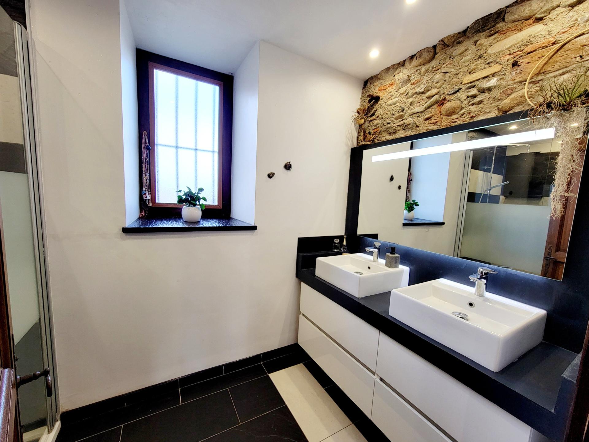 Photo 18 de l'annonce.