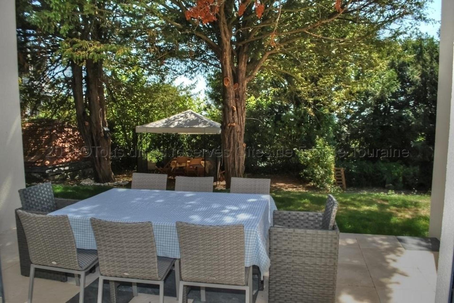 Photo 11 of the listing.