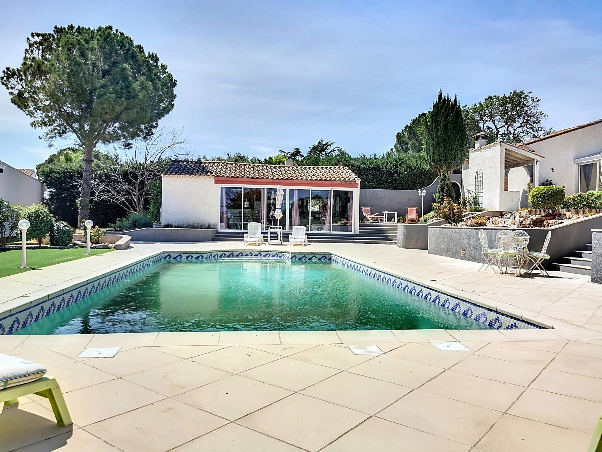 Photo 16 of the listing.