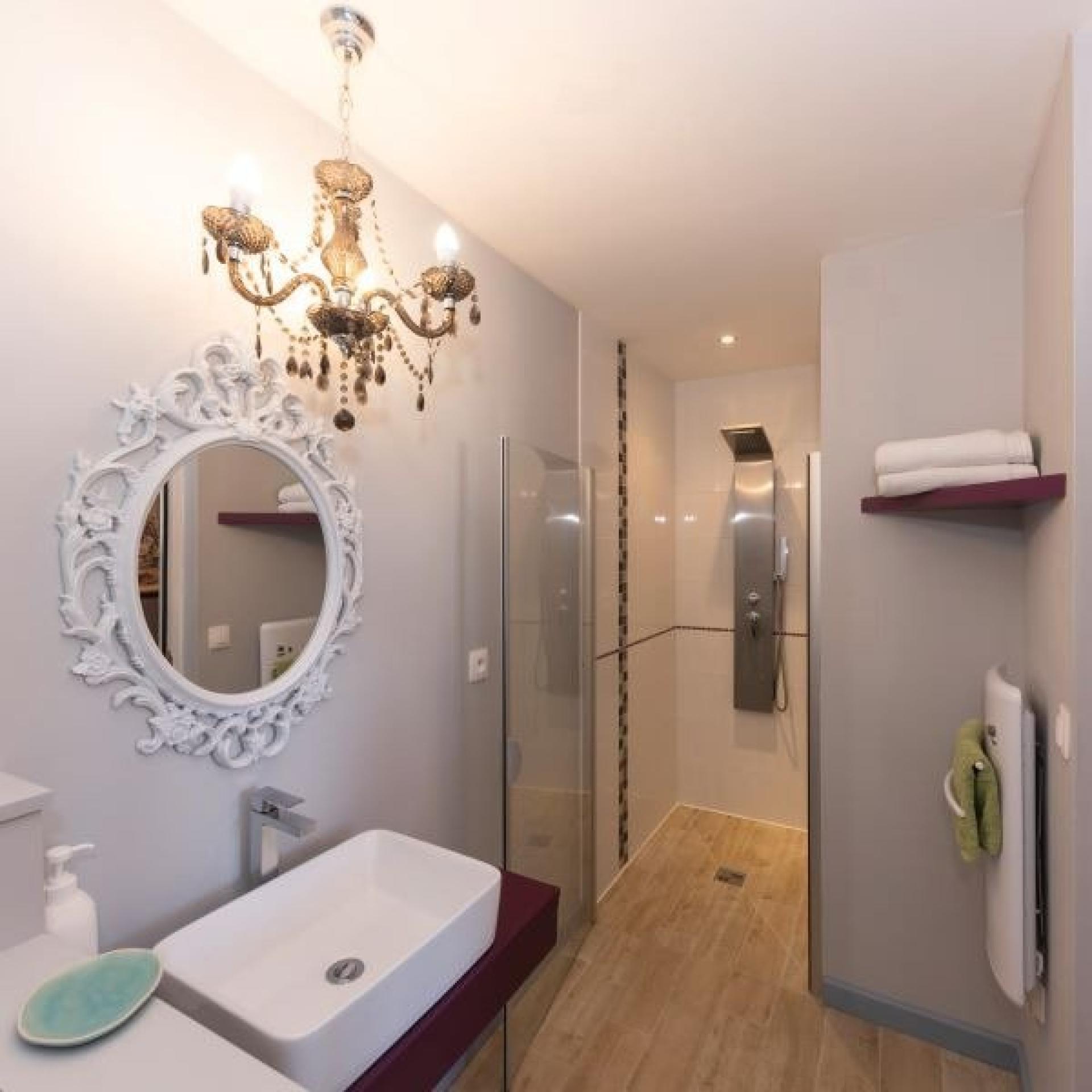 Photo 10 of the listing.