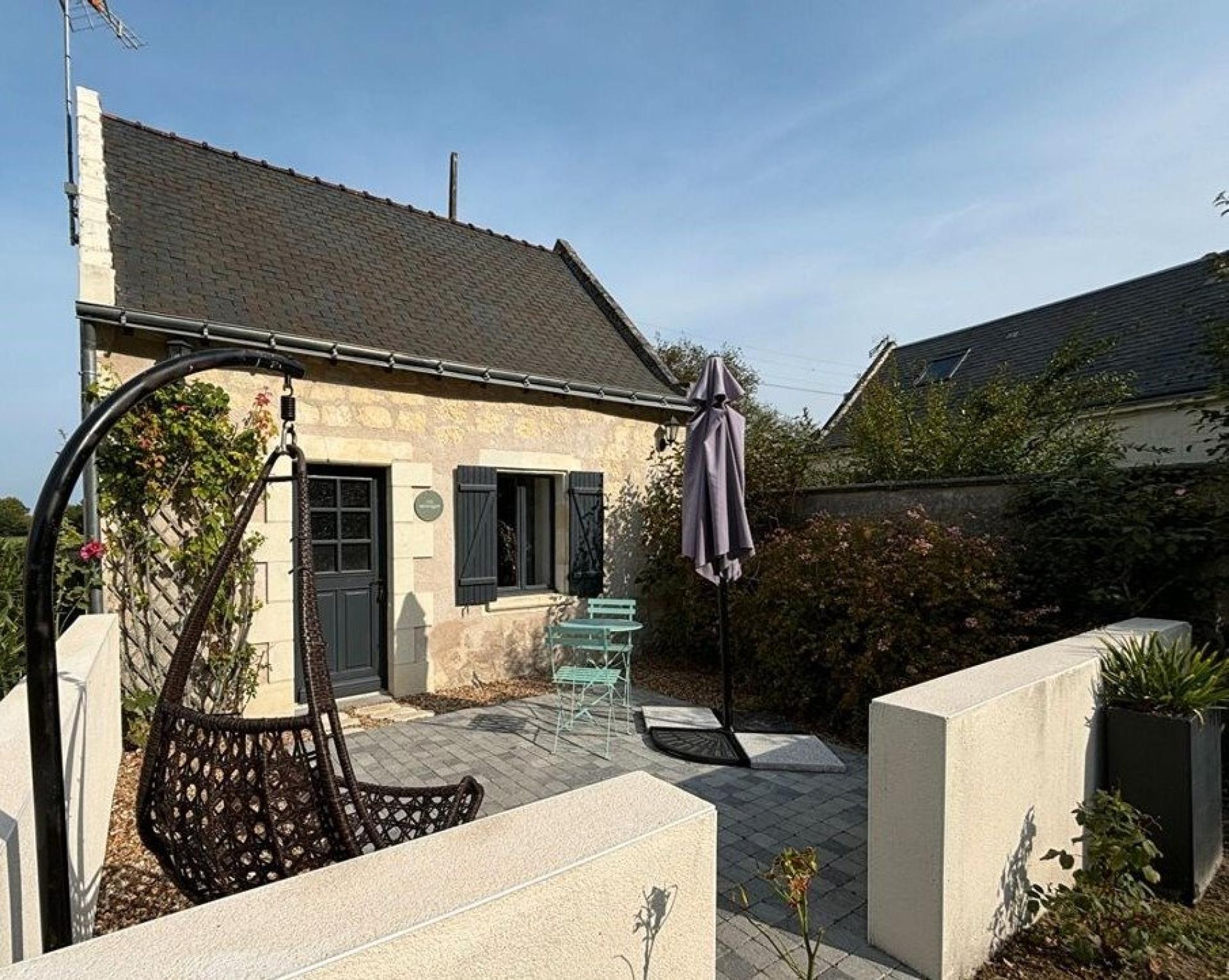 Photo 6 of the listing.