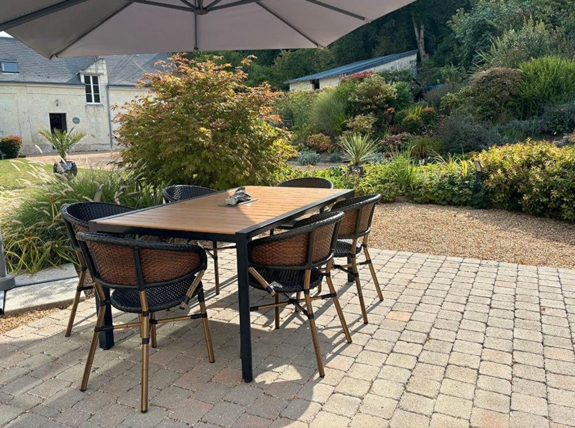 Photo 4 of the listing.