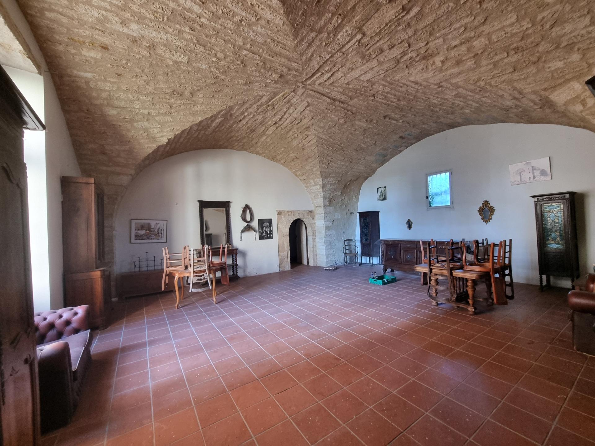 Photo 8 of the listing.