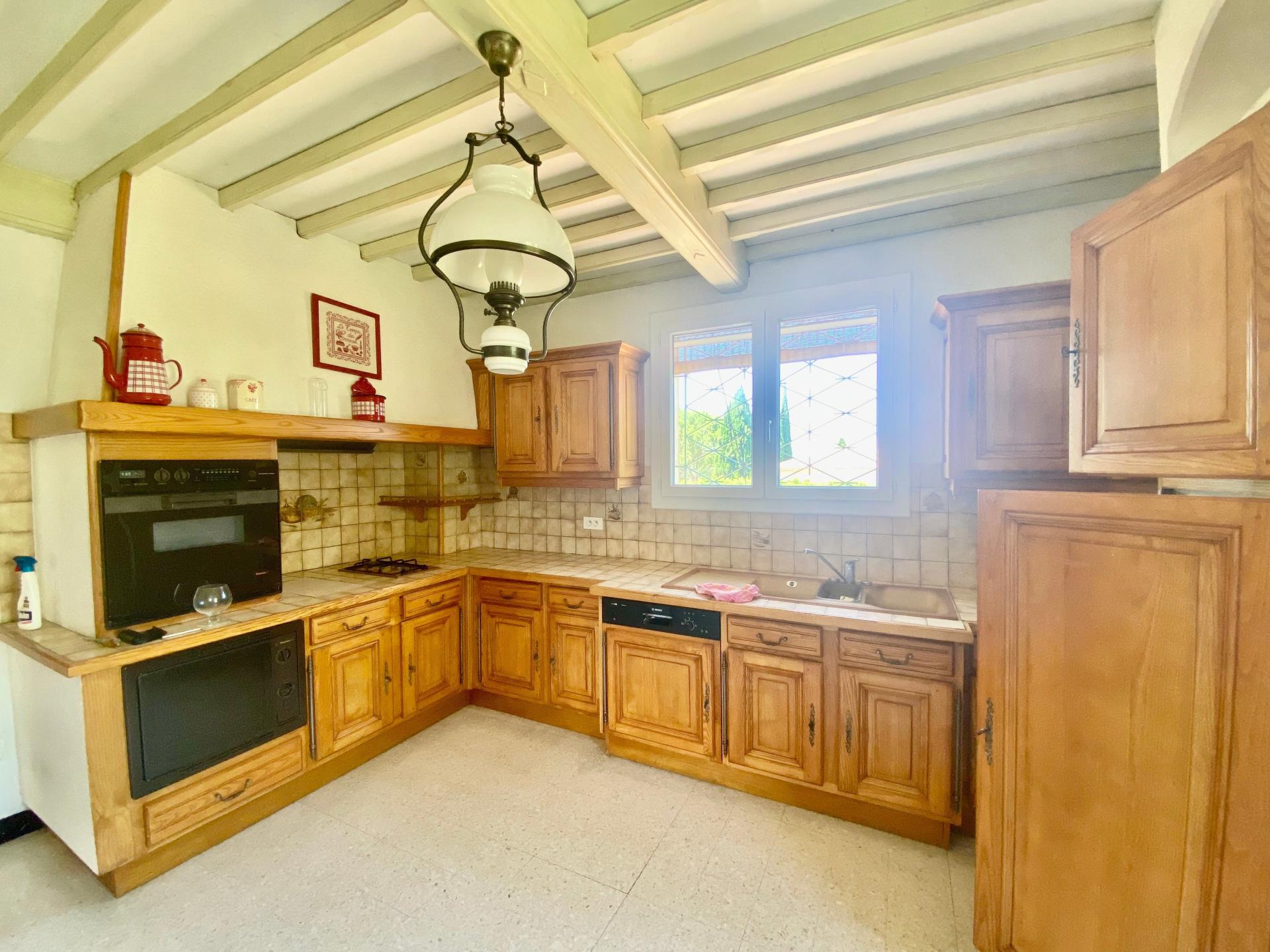 Photo 8 of the listing.