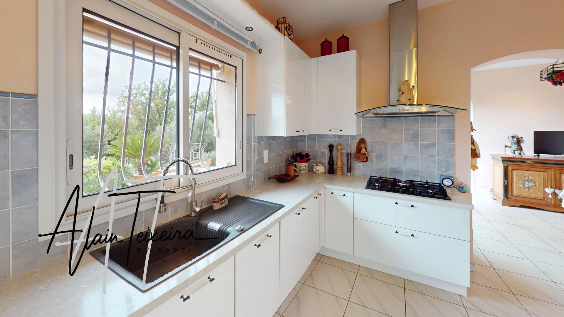 Photo 12 of the listing.