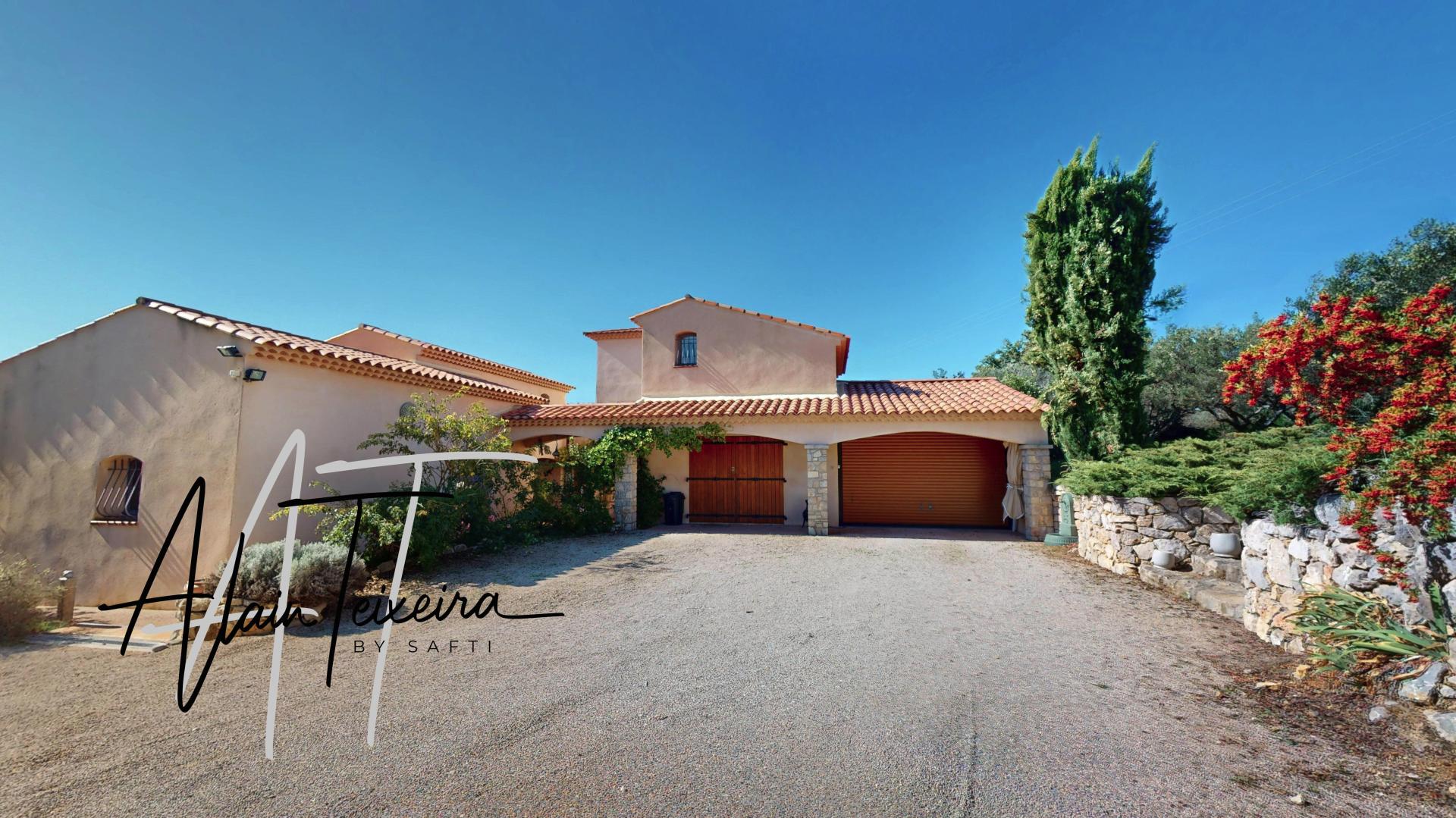 Photo 4 of the listing.