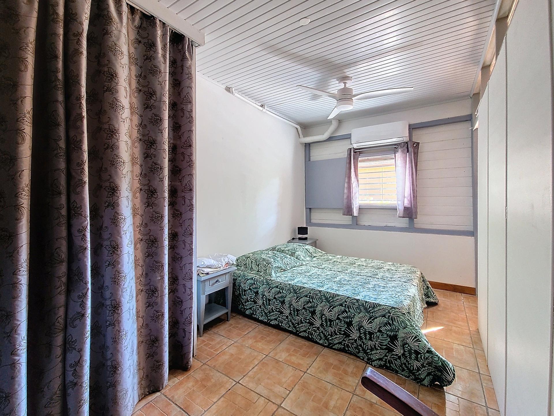 Photo 8 of the listing.