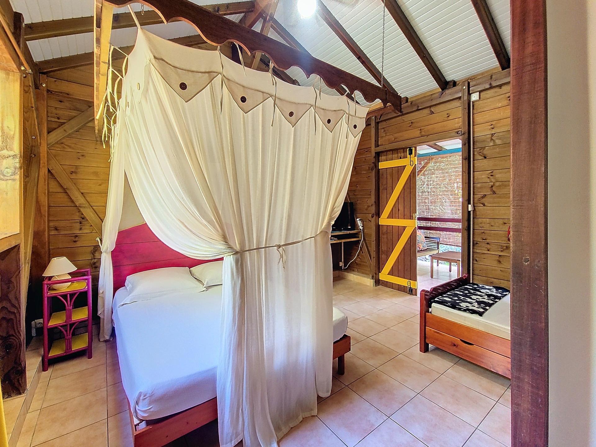 Photo 13 of the listing.