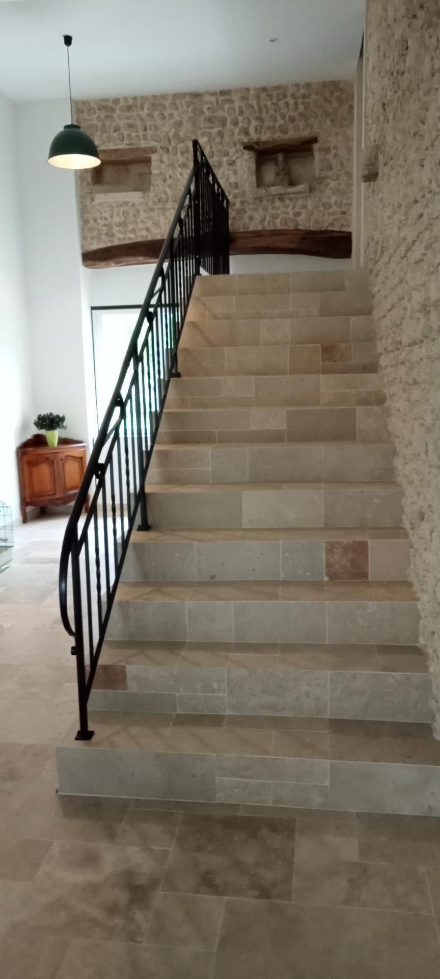 Photo 6 of the listing.