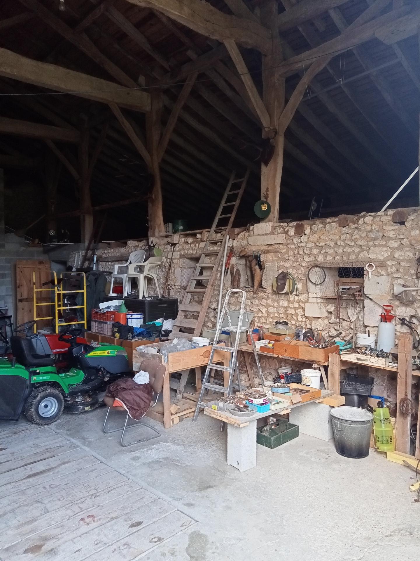 Photo 14 of the listing.