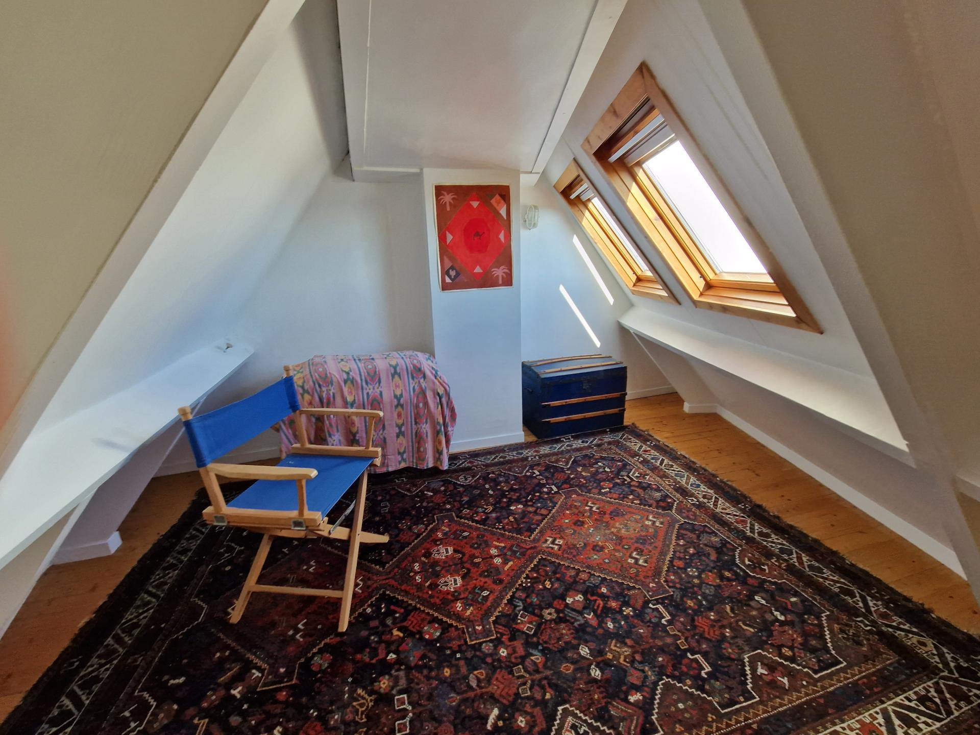 Photo 9 of the listing.