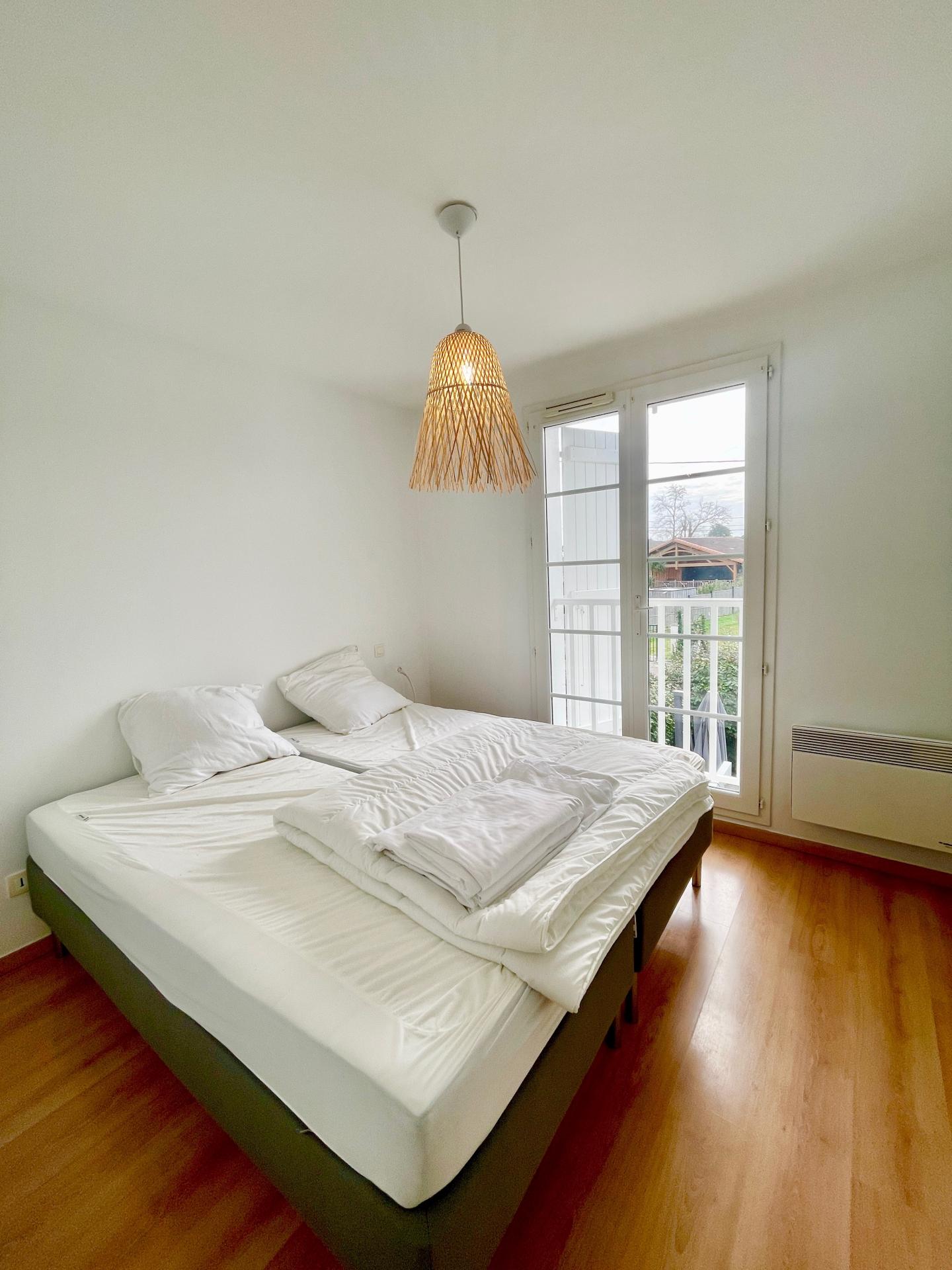 Photo 9 of the listing.