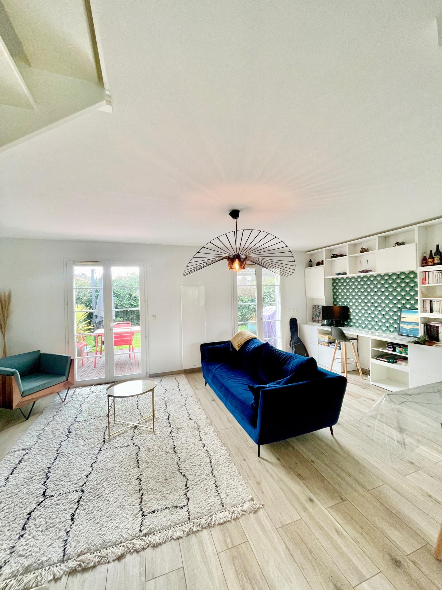 Photo 4 of the listing.