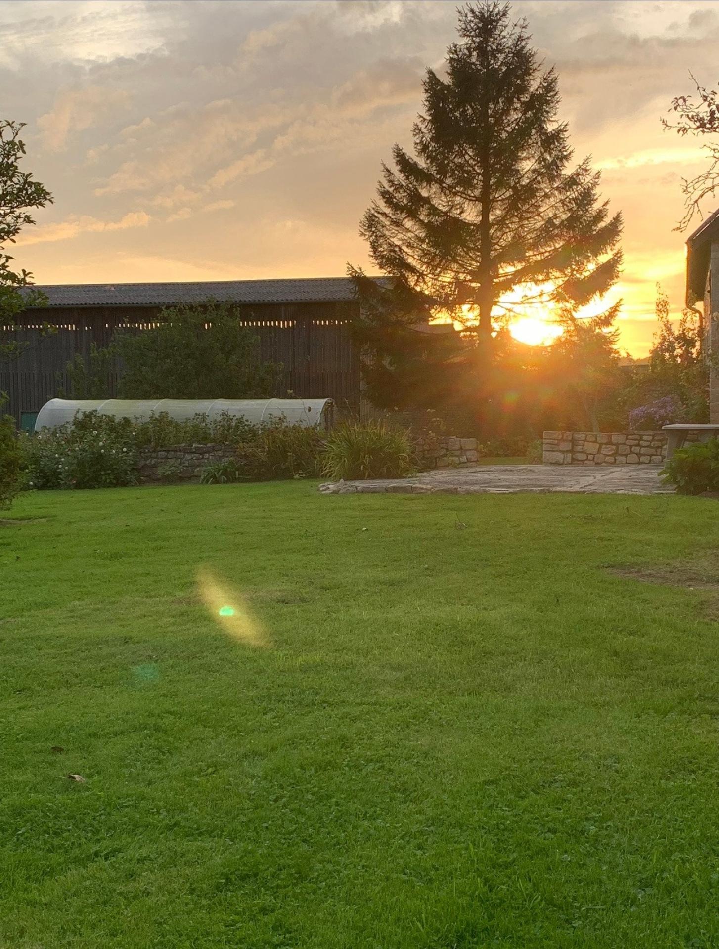 Photo 17 of the listing.