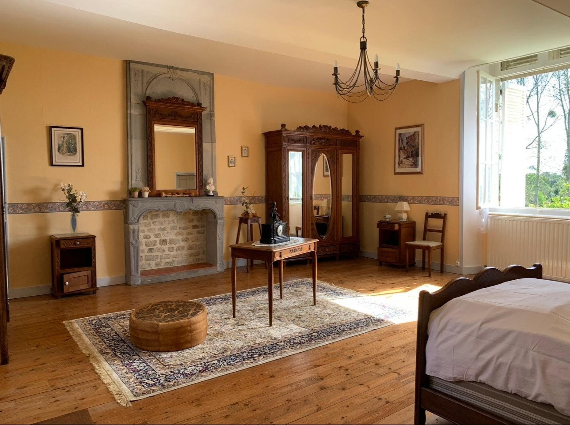 Photo 21 of the listing.