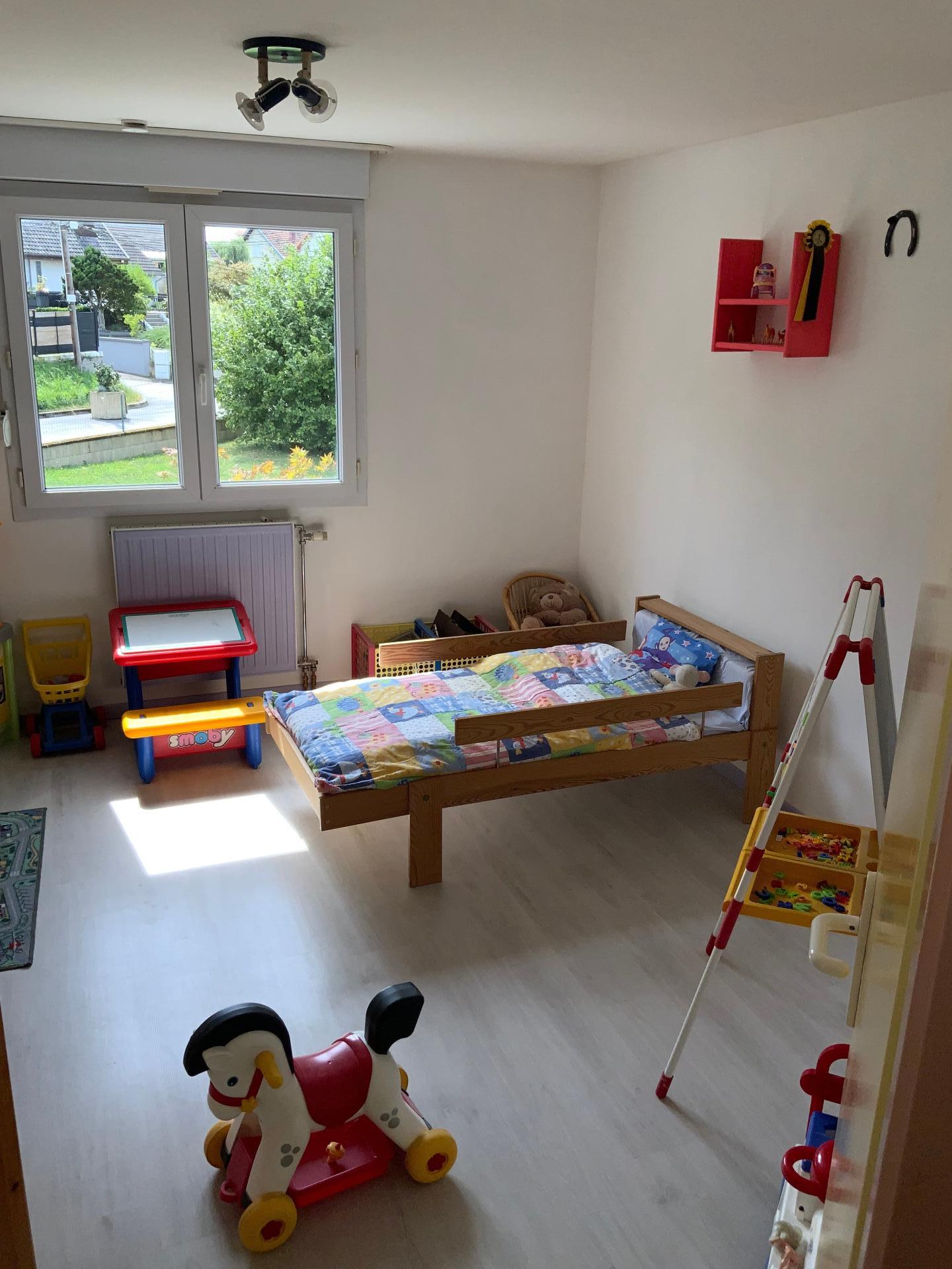 Photo 5 of the listing.