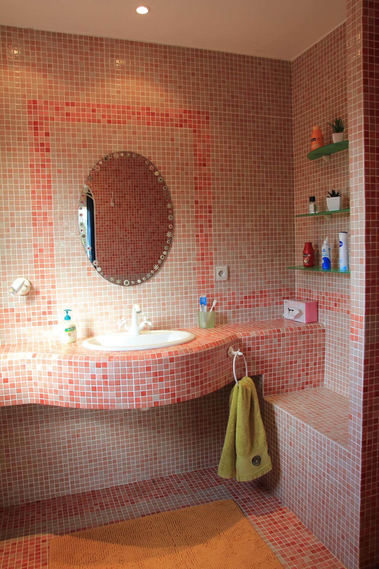 Photo 10 of the listing.