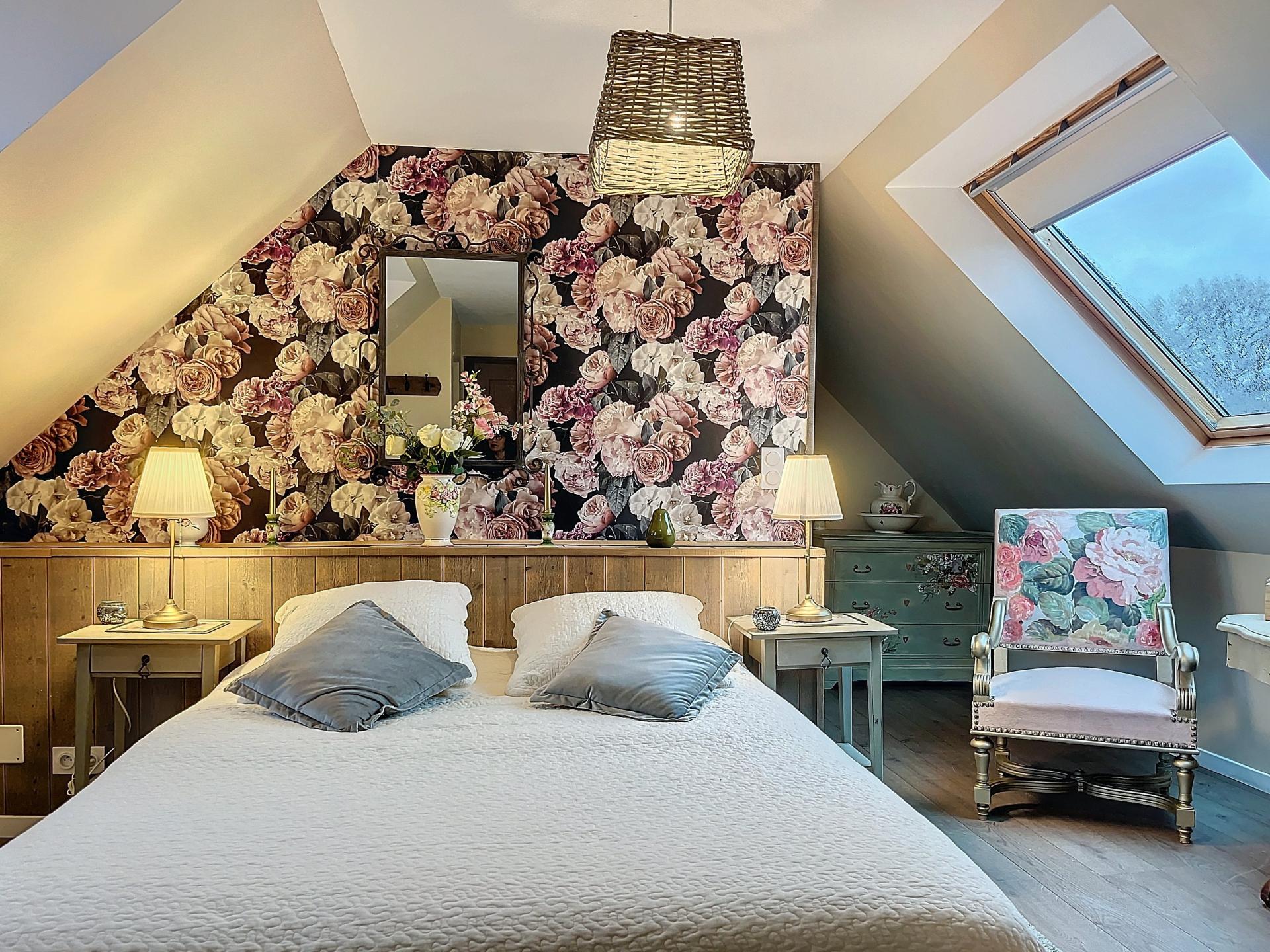 Photo 9 of the listing.