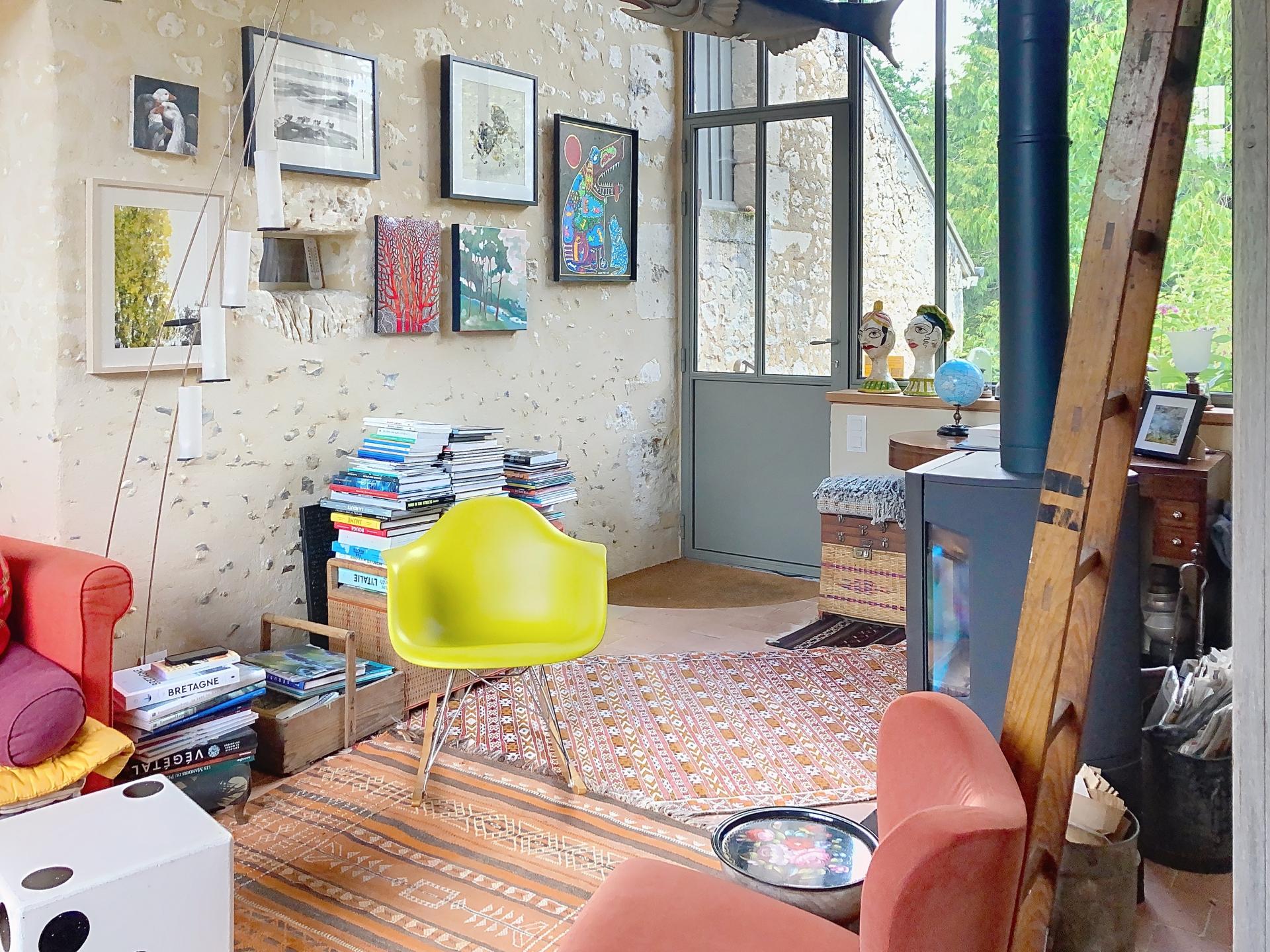 Photo 7 of the listing.