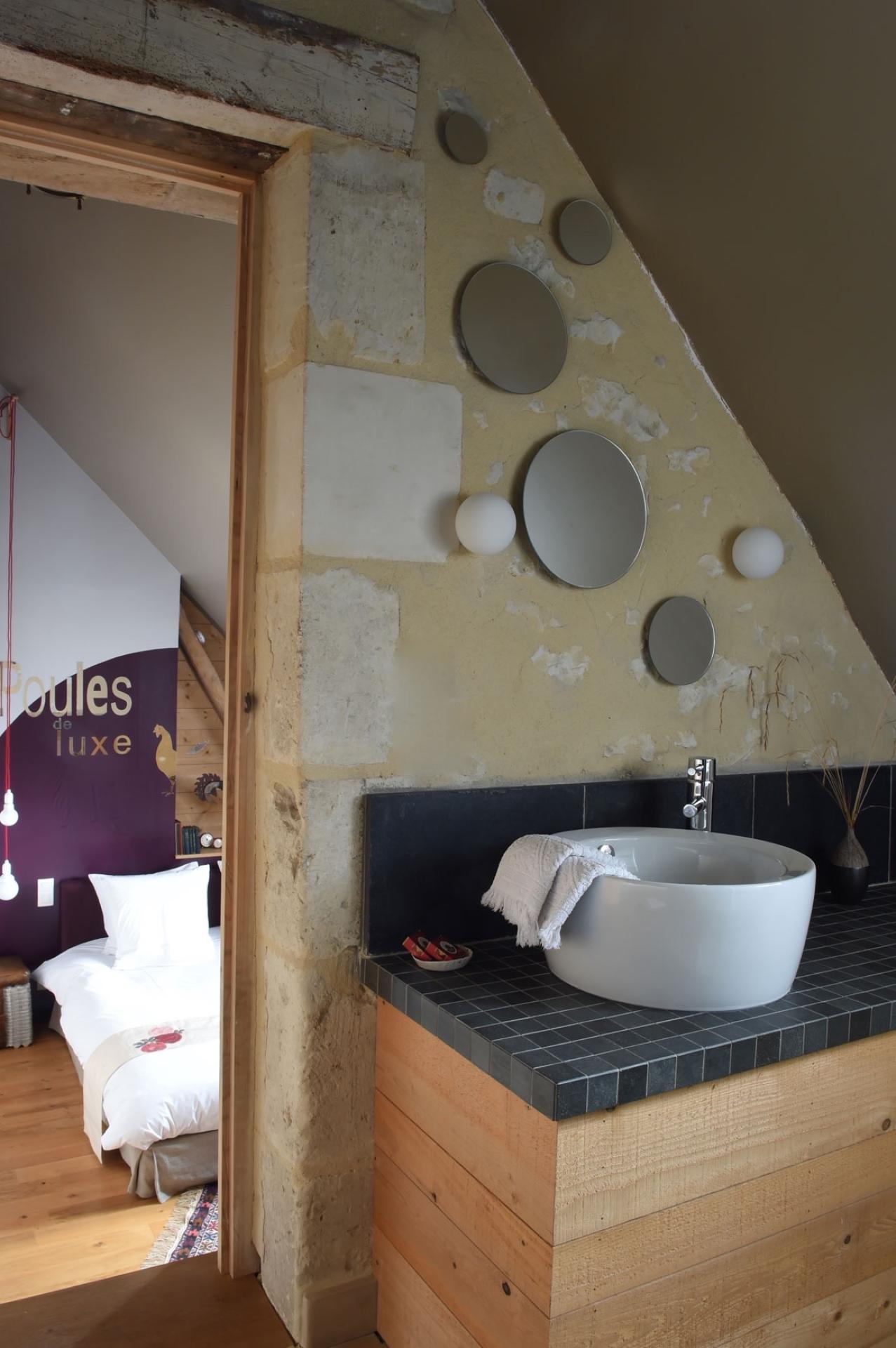 Photo 16 of the listing.