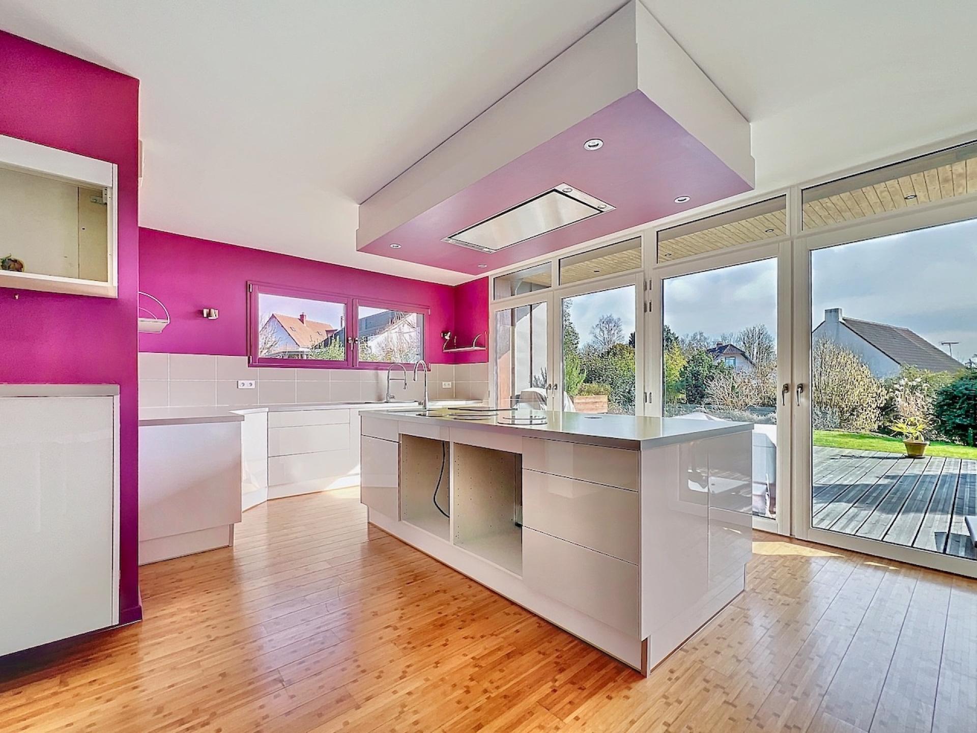 Photo 3 of the listing.