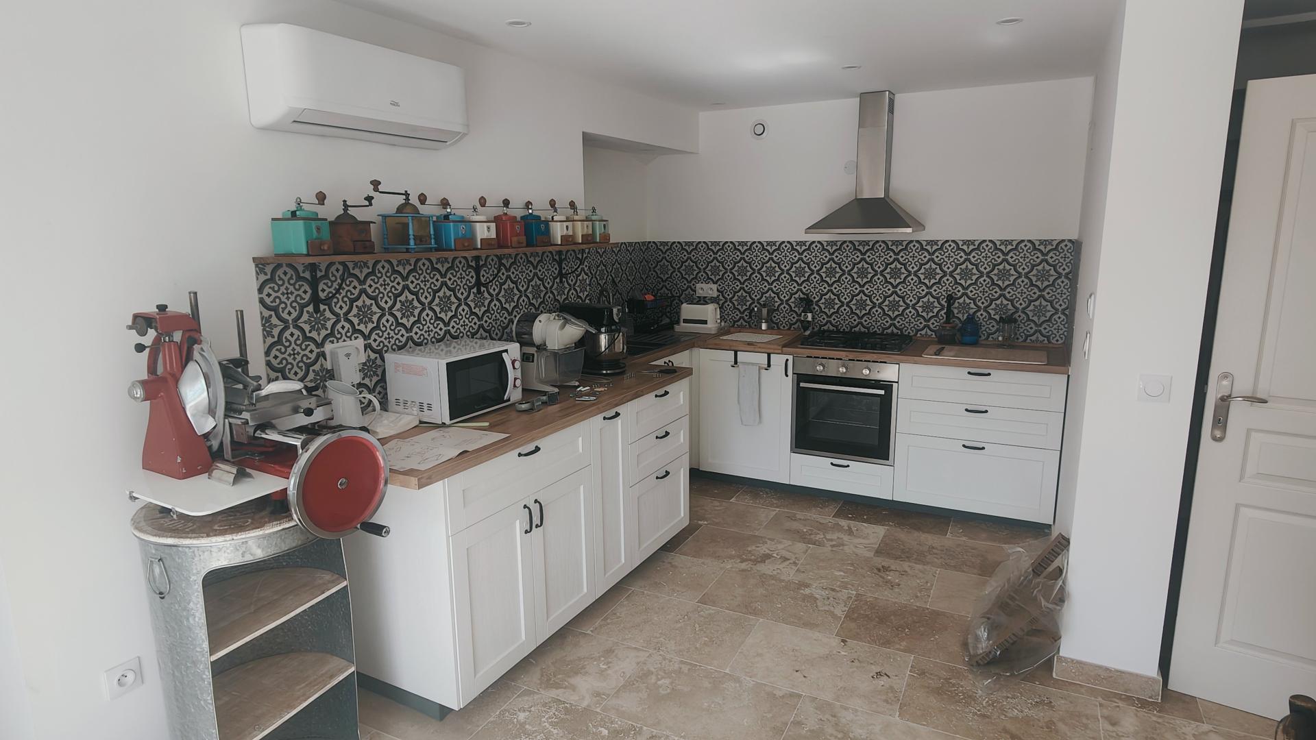 Photo 8 of the listing.