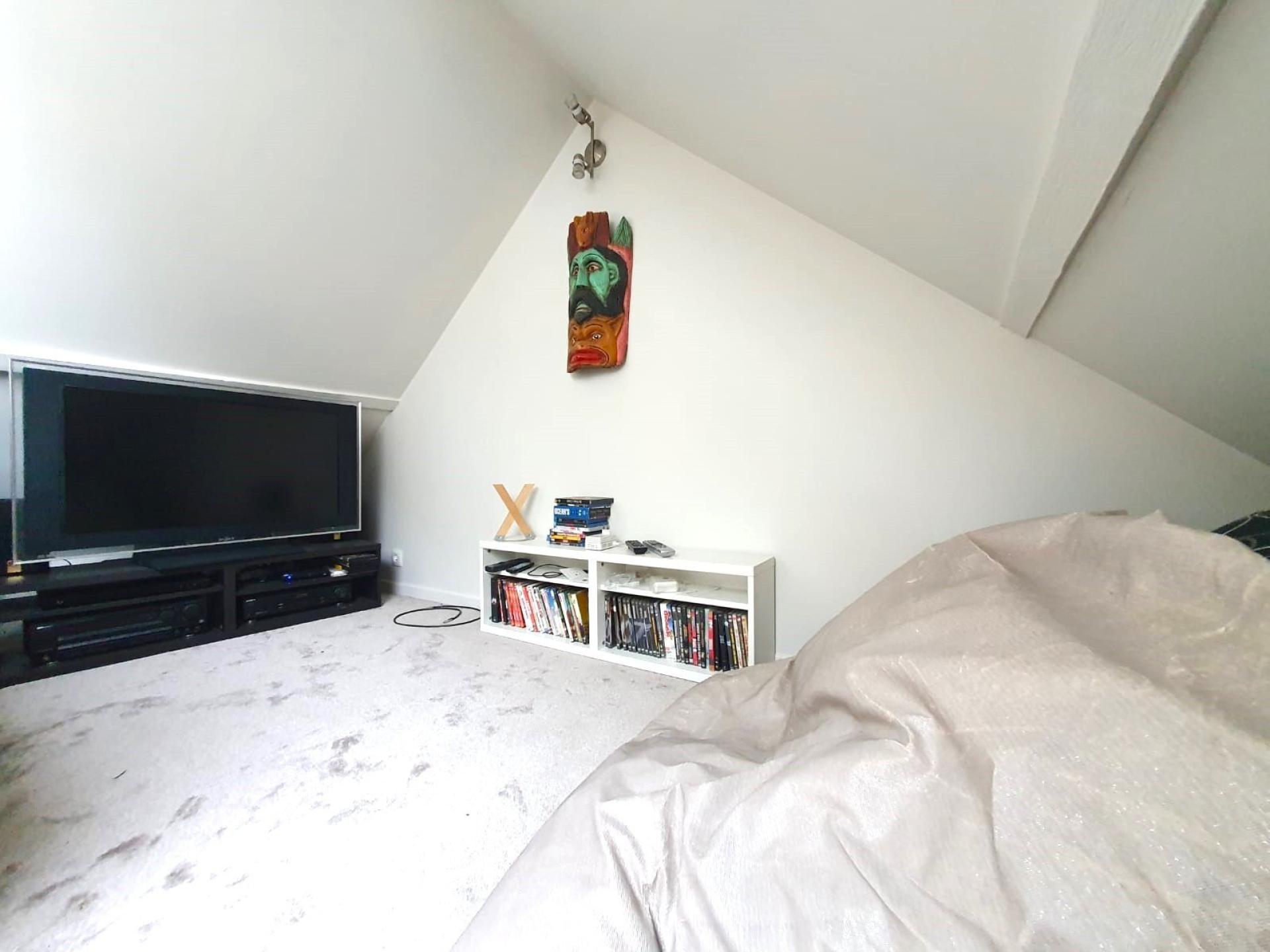 Photo 16 of the listing.