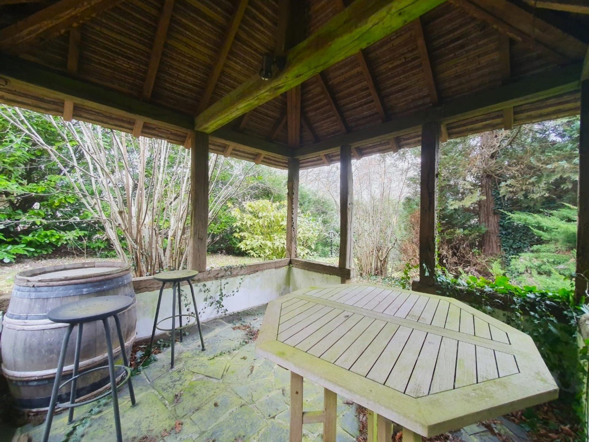 Photo 22 of the listing.