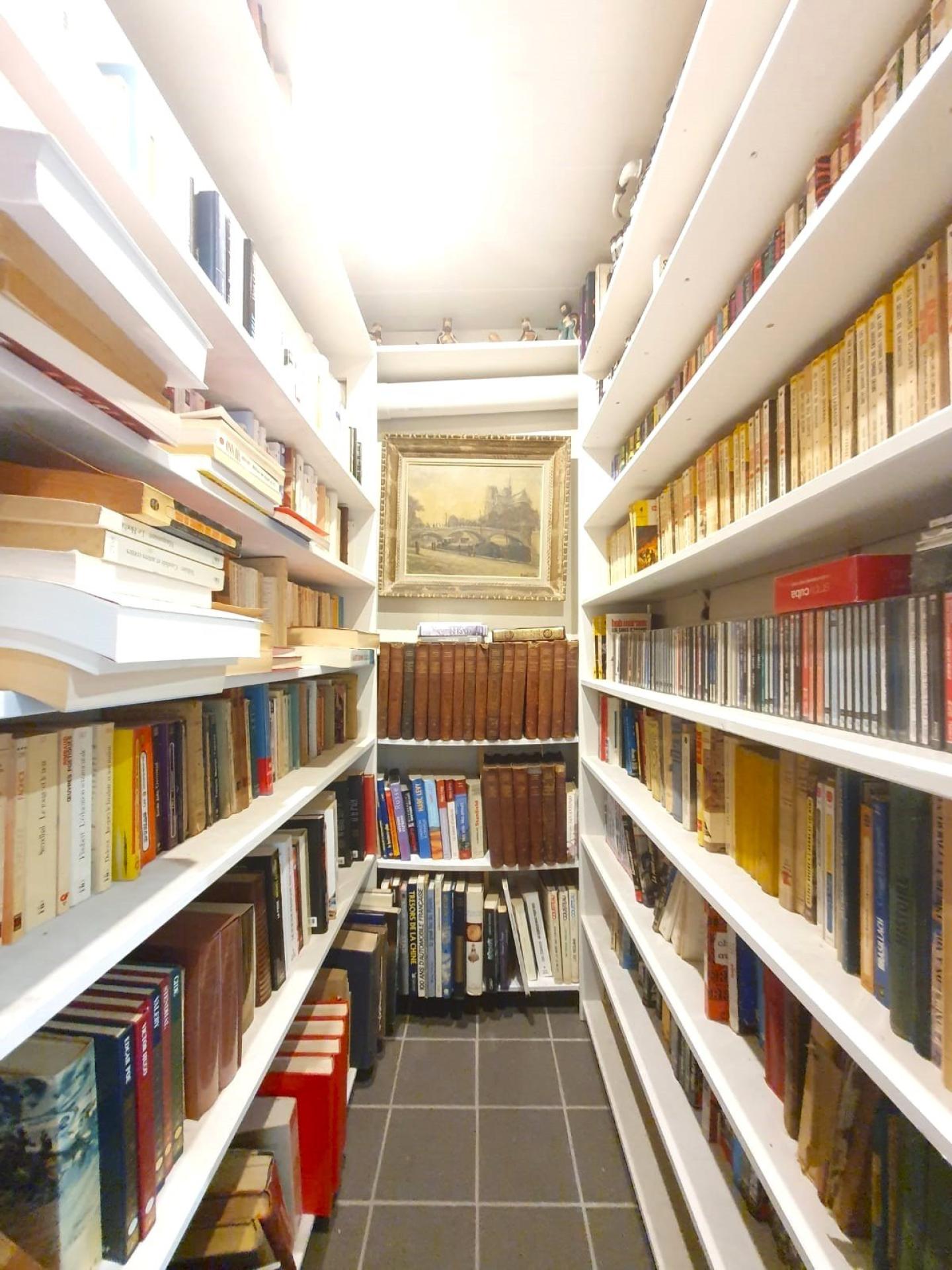 Photo 18 of the listing.