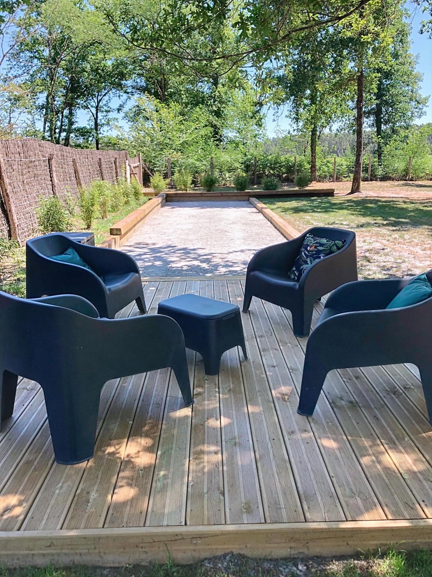 Photo 9 of the listing.