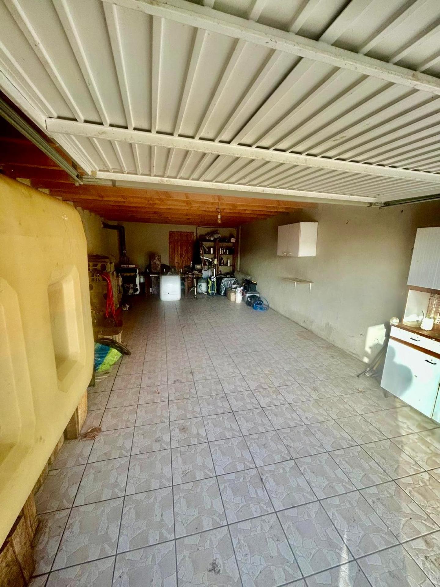 Photo 7 of the listing.