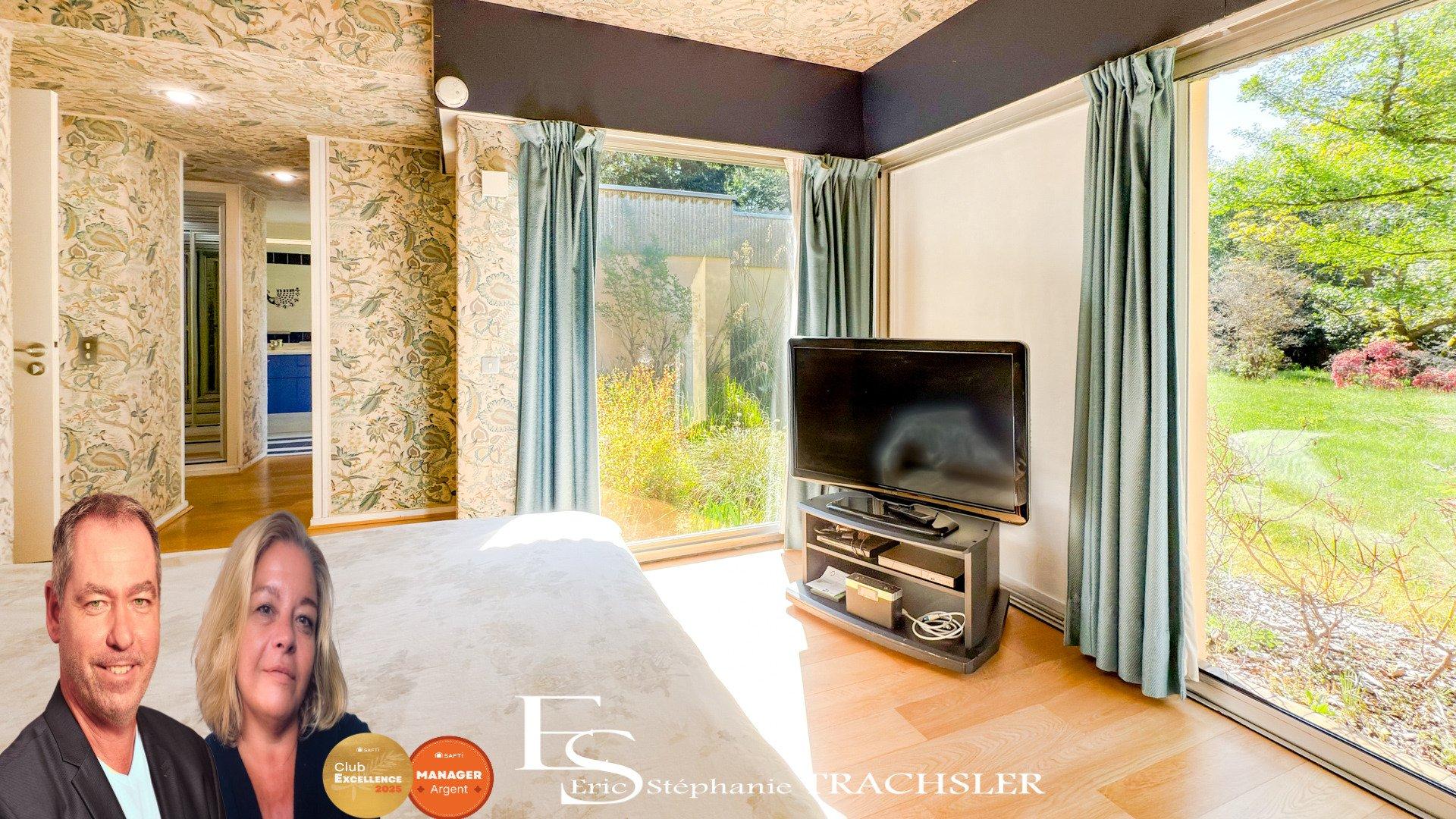 Photo 7 of the listing.