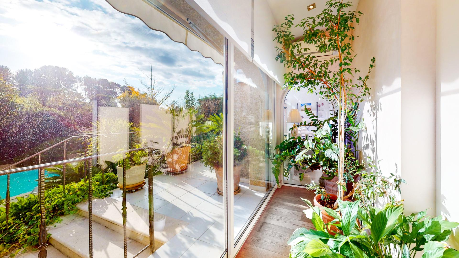 Photo 18 of the listing.