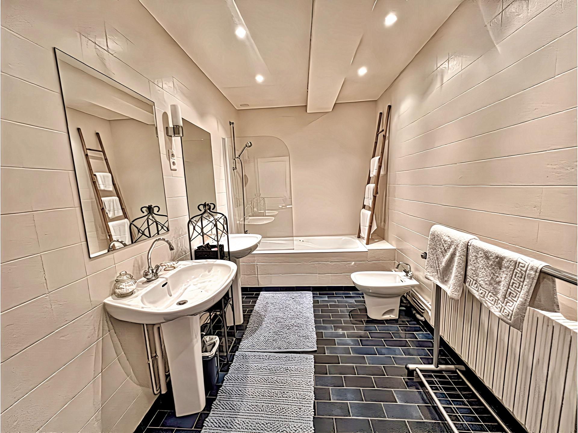 Photo 19 of the listing.