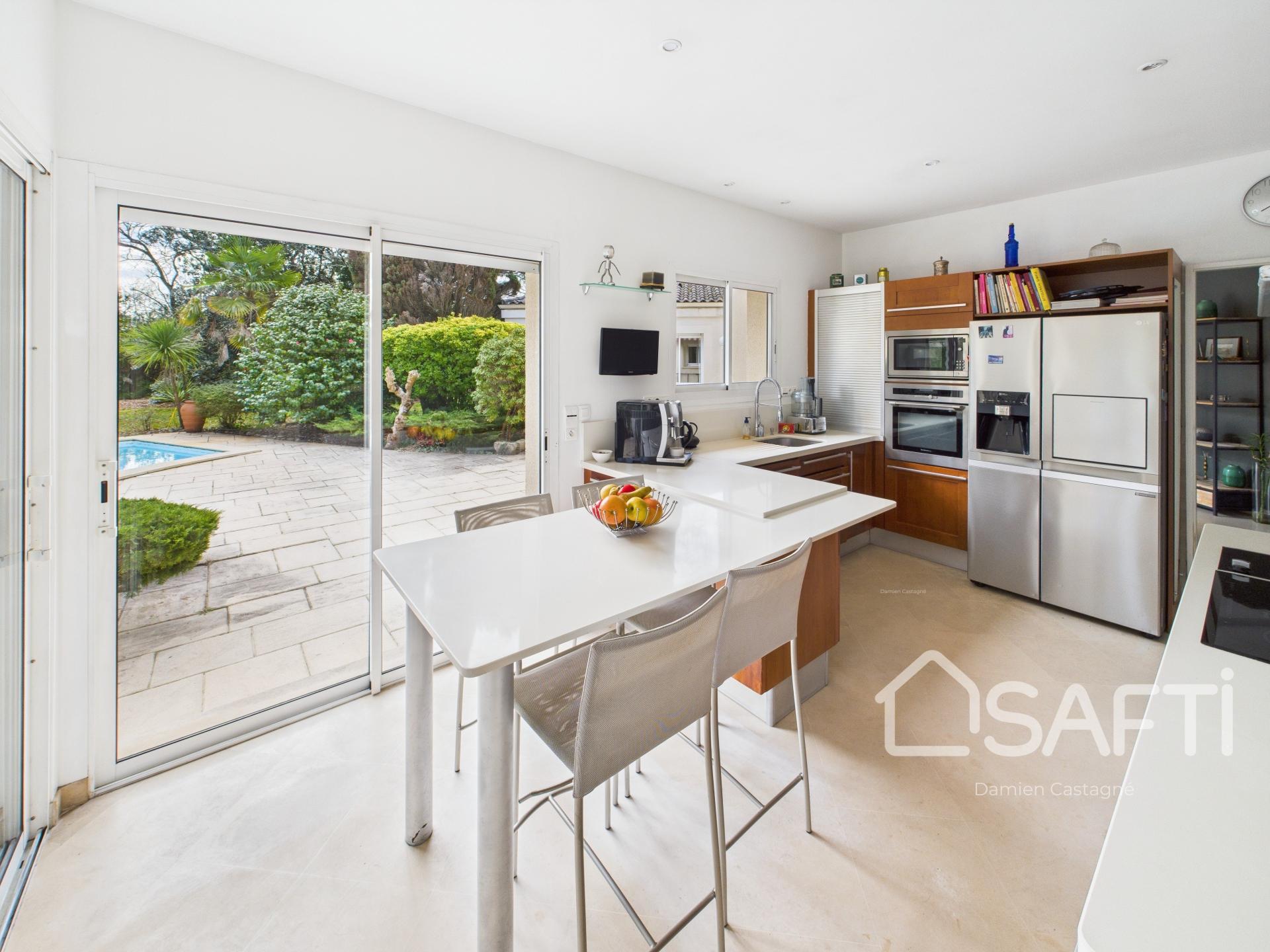 Photo 18 of the listing.